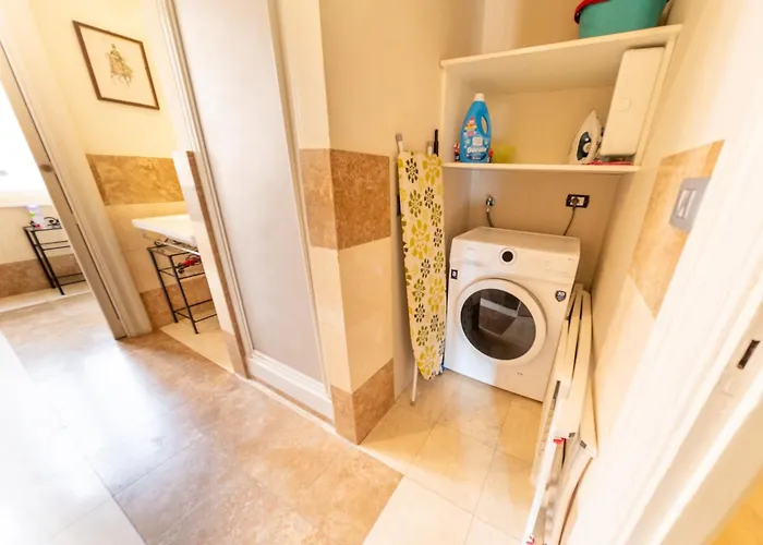 Lovely 4-bedroom 30m Sangiovanni Metro