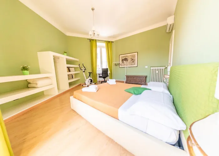 Lovely 4-bedroom 30m Sangiovanni Metro Apartment Rom