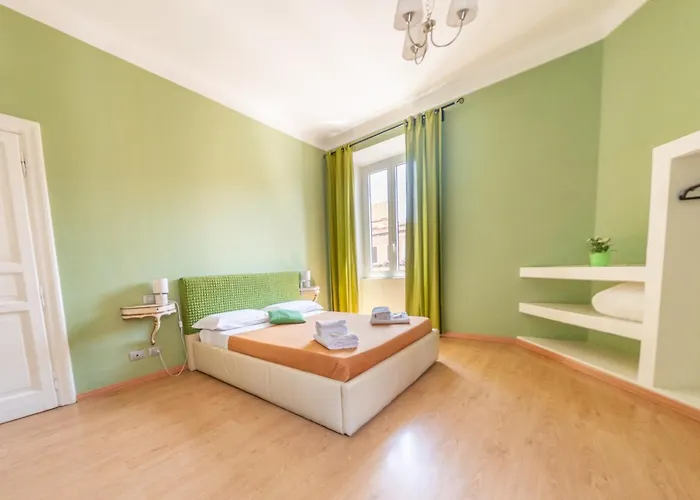 Apartment Lovely 4-bedroom 30m Sangiovanni Metro *