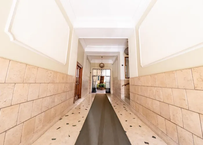 Lovely 4-bedroom 30m Sangiovanni Metro